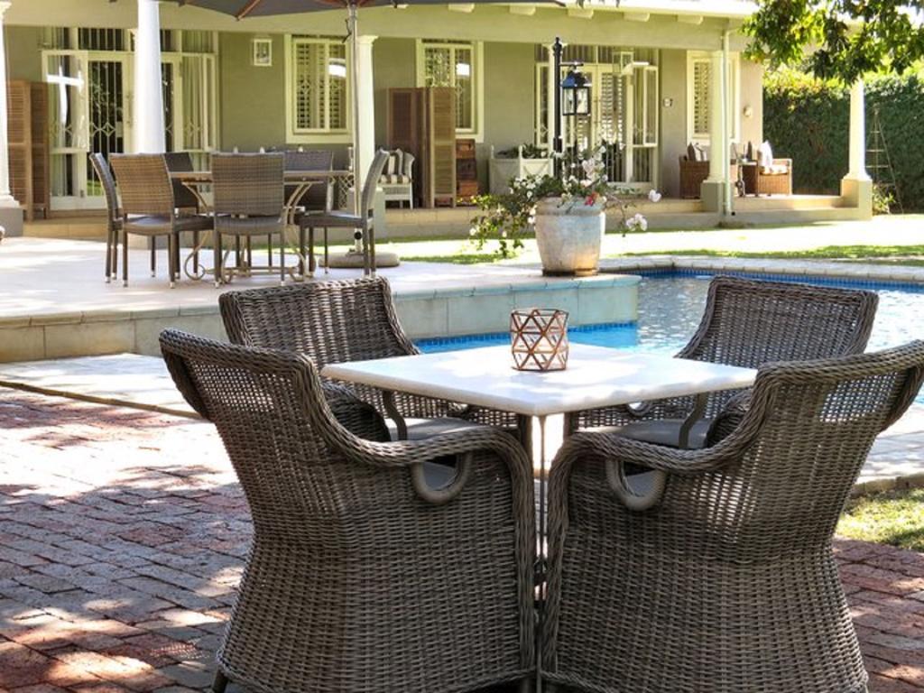 Highlands House Hotel Хараре Екстериор снимка